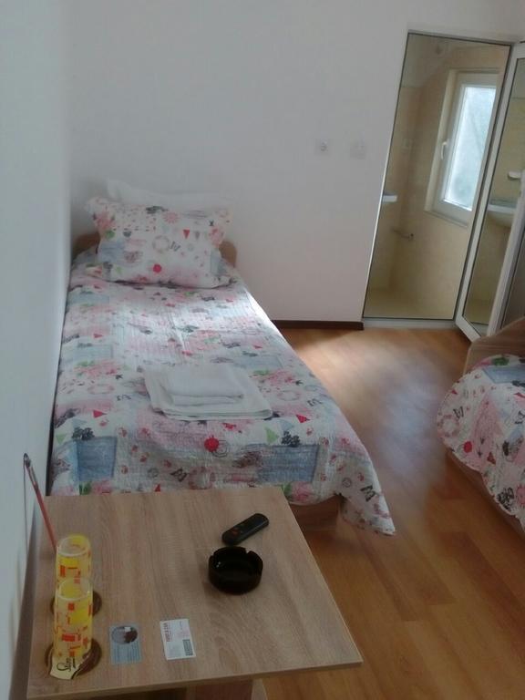 Magnolia Guest House Haskovo Bagian luar foto