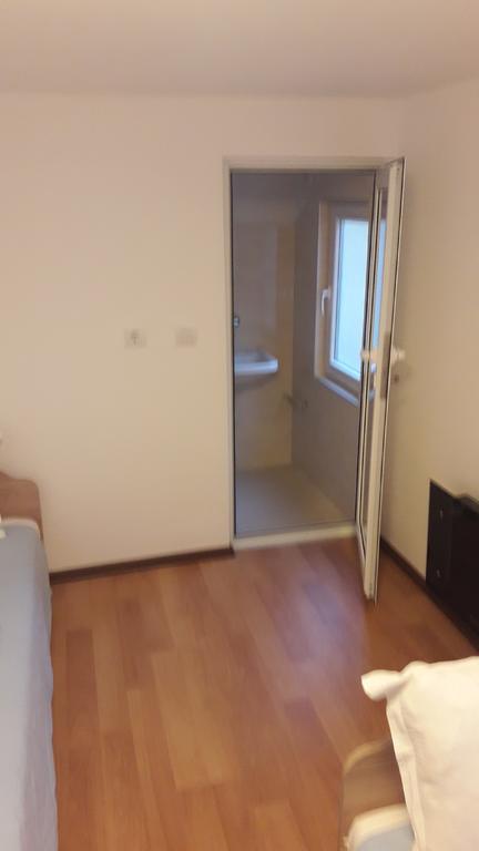 Magnolia Guest House Haskovo Bagian luar foto
